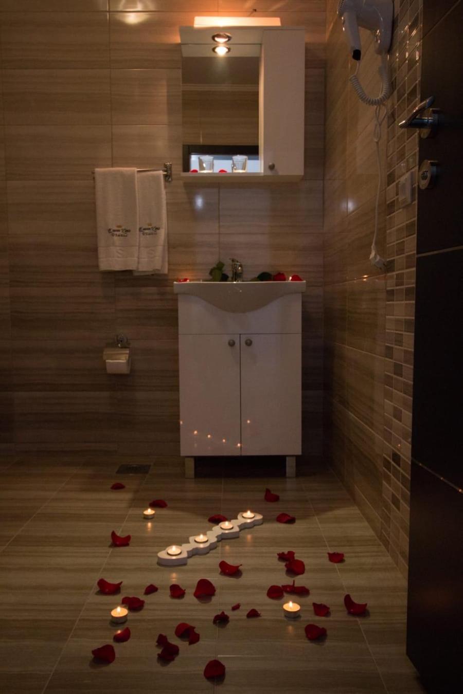 Aparthotel "Queen Zina" Vlasic Kültér fotó
